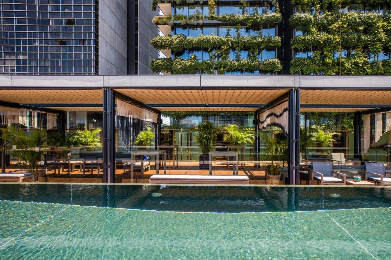 The Old Clare By Ode Hotels Sydney Bagian luar foto The pool at the hotel