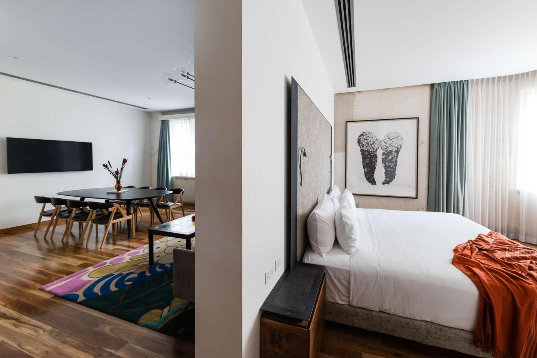 The Old Clare By Ode Hotels Sydney Bagian luar foto A suite at the hotel