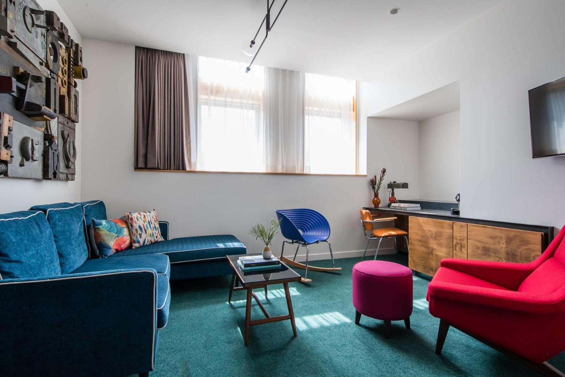The Old Clare By Ode Hotels Sydney Bagian luar foto The interior of a room at the hotel